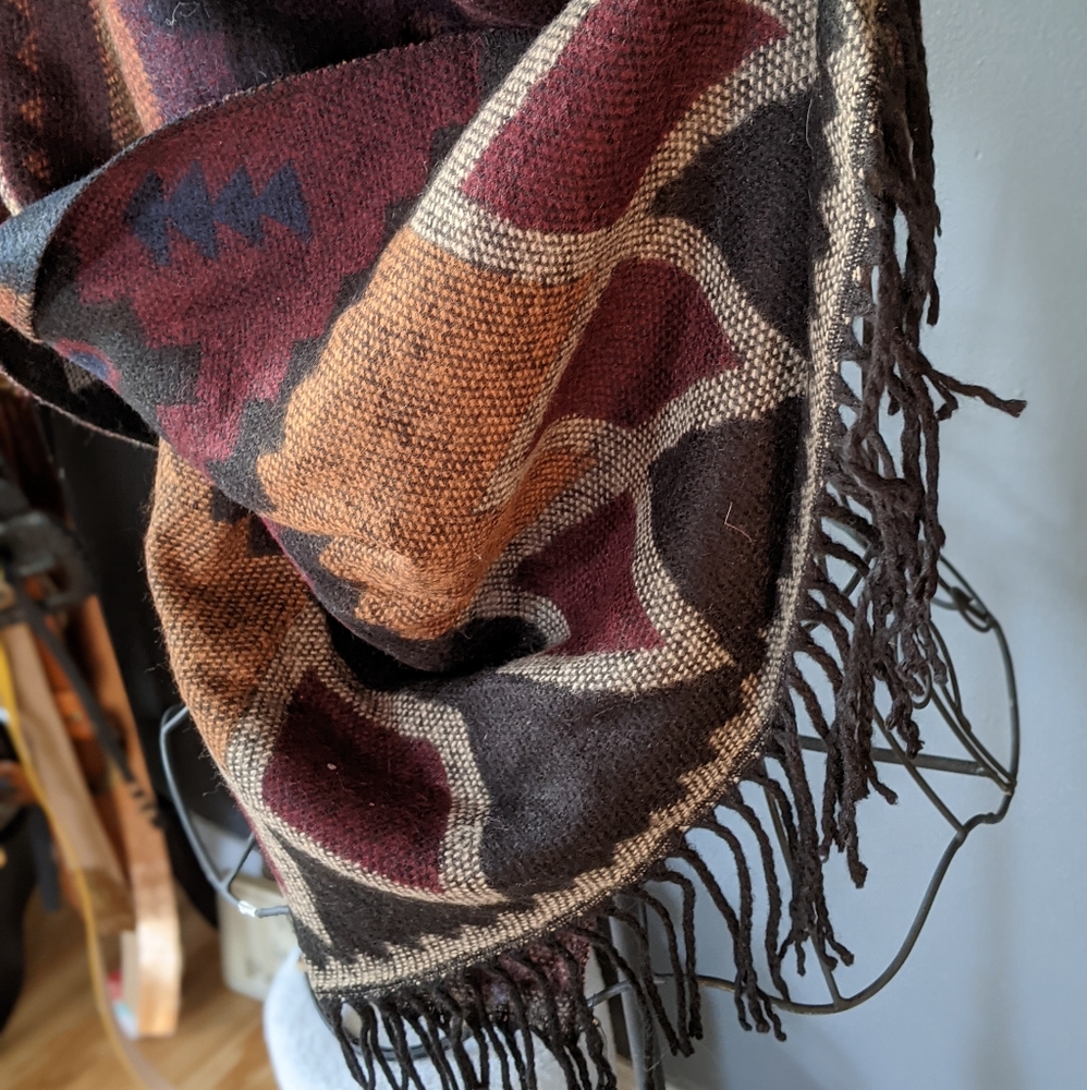 🛍H&M Scarf - Picture 3 of 4
